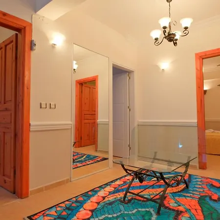 Villa Paradise *