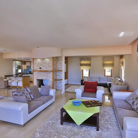 Villa Paradise *